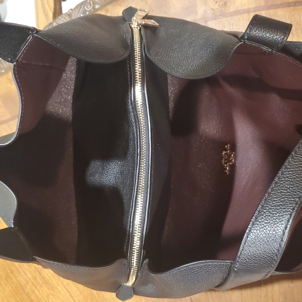 Coach Hadley Shoulder Bag - Picture 11 of 16